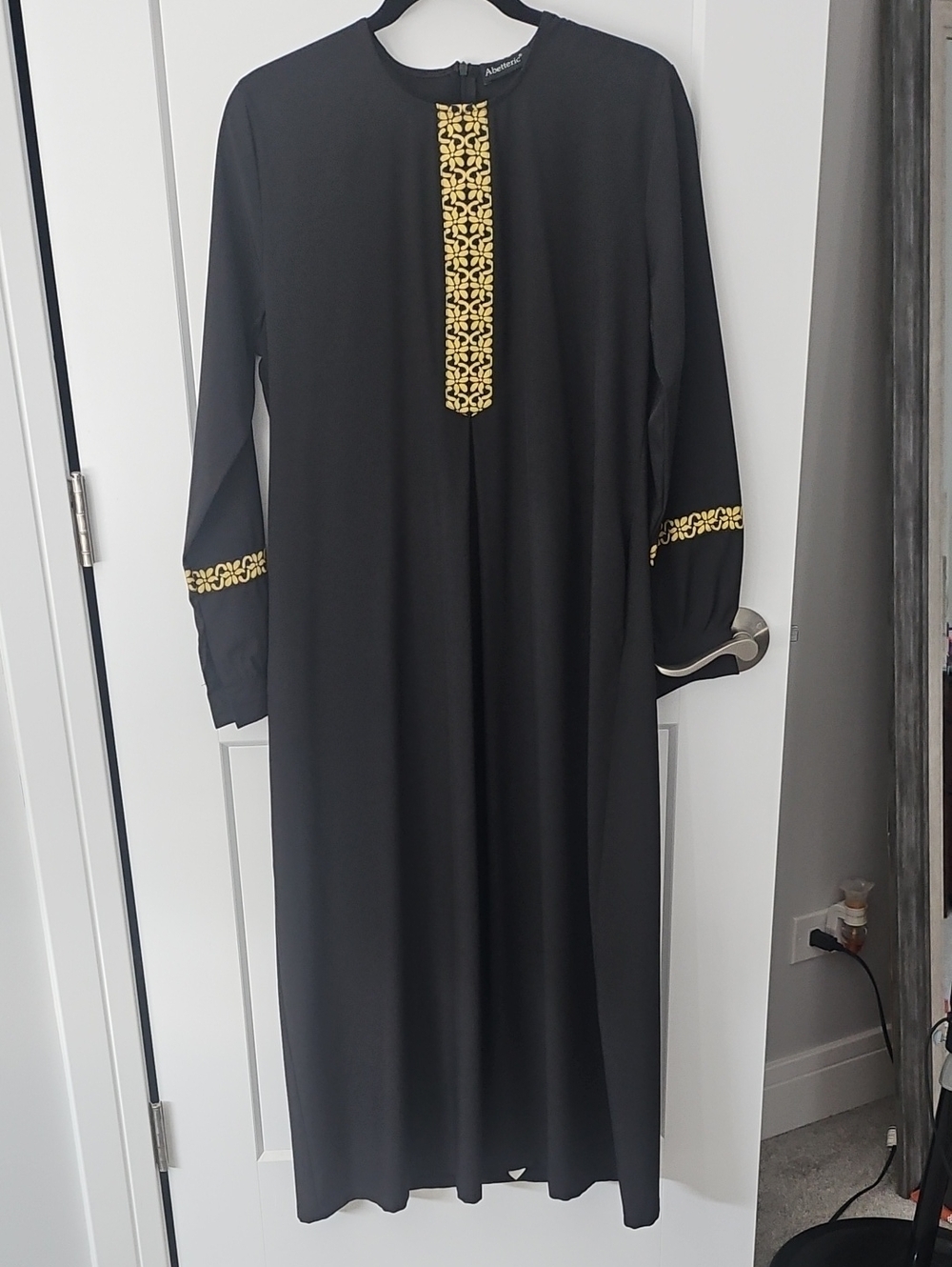 Black Abaya With Scarf